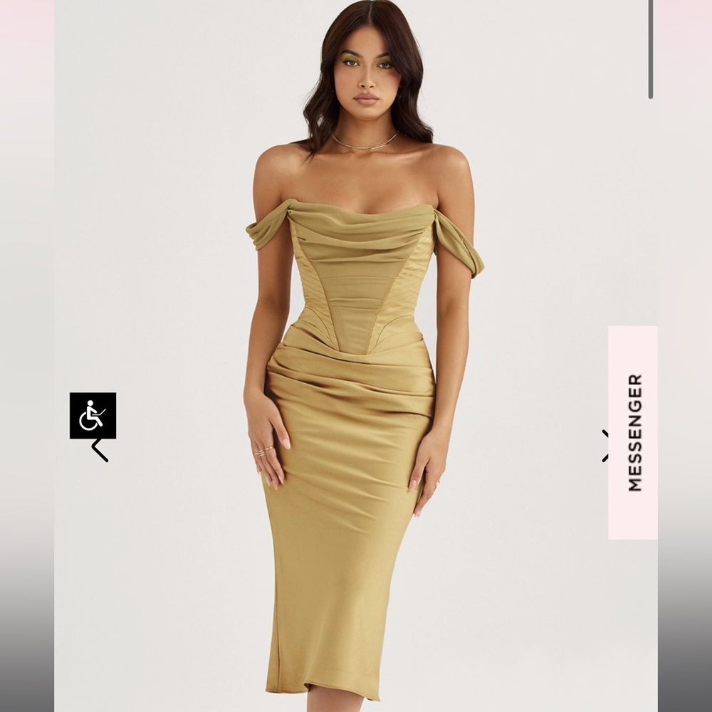 HOUSE OF CB NATALYA GREEN
OLIVE SATIN CORSET MIDI DRESS